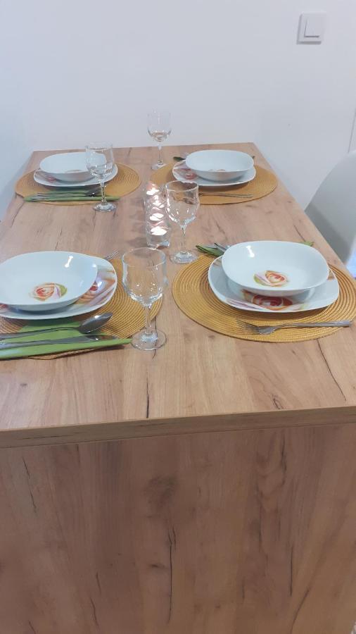 Apartamento Oaza Klara Karlovac Exterior foto